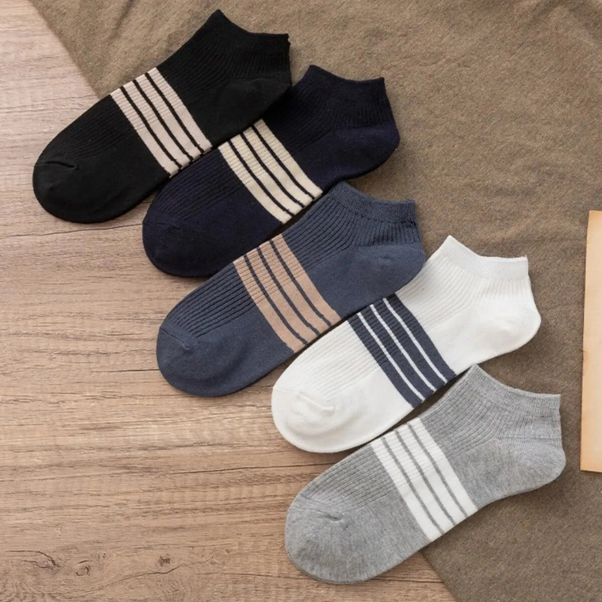 5pairs Men's Fashion Sports Socks, Striped Cotton Sweat Absorption Breathable Comfortable Ankle Socks SuperFye 5 pairs 3 / EUR 35-43 SuperFye