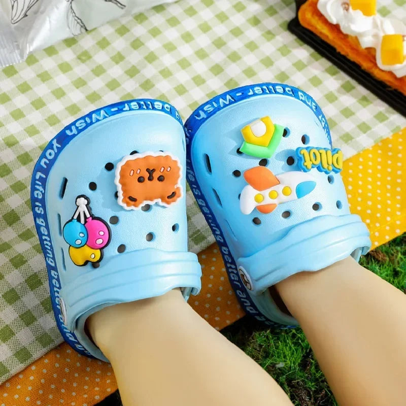 Summer Kids ShoesSandals Hole Children's Shoes Slippers Soft Anti-Skid Cartoon Design Hole Baby Shoes Sandy Beach For Boys Girls SuperFye style 7 / 24 (insole 15cm) SuperFye