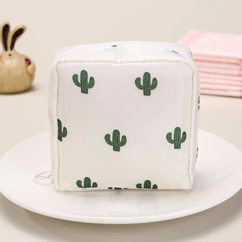 Women Sanitary Napkin Tampon Storage Bag Portable Waterproof Organizer Pouch Cartoon Pattern Sanitary Napkin Bag SuperFye Yellow Ice Cream SuperFye