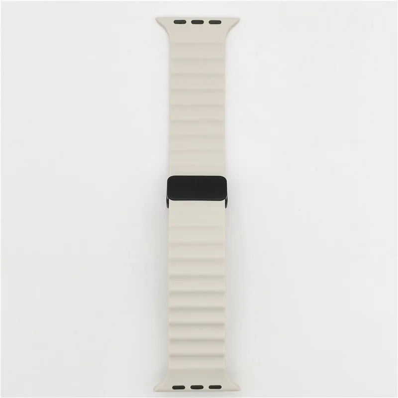 Magnetic Buckle Strap For Apple Watch Band Ultra 2 49mm 45mm 44mm 40mm 41mm 38 42mm Silicone Bracelet iWatch Series 7 6 3 se 8 9 SuperFye Starlight / 38mm 40mm 41mm SuperFye