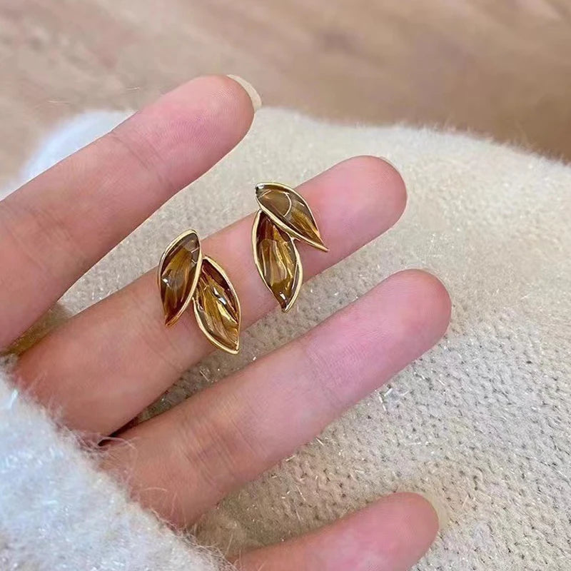 LATS New Korean Arrival Metal Trendy Fresh Lovely Sweet Grey Leaf Stud Earrings for Women 2024 Fashion Jewelry Gifts SuperFye 661731 SuperFye